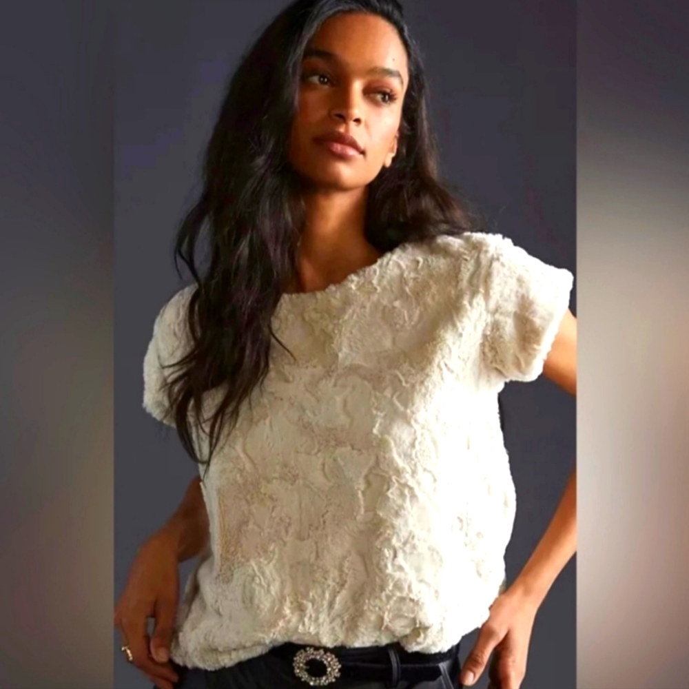 Anthropologie Maeve faux fur top